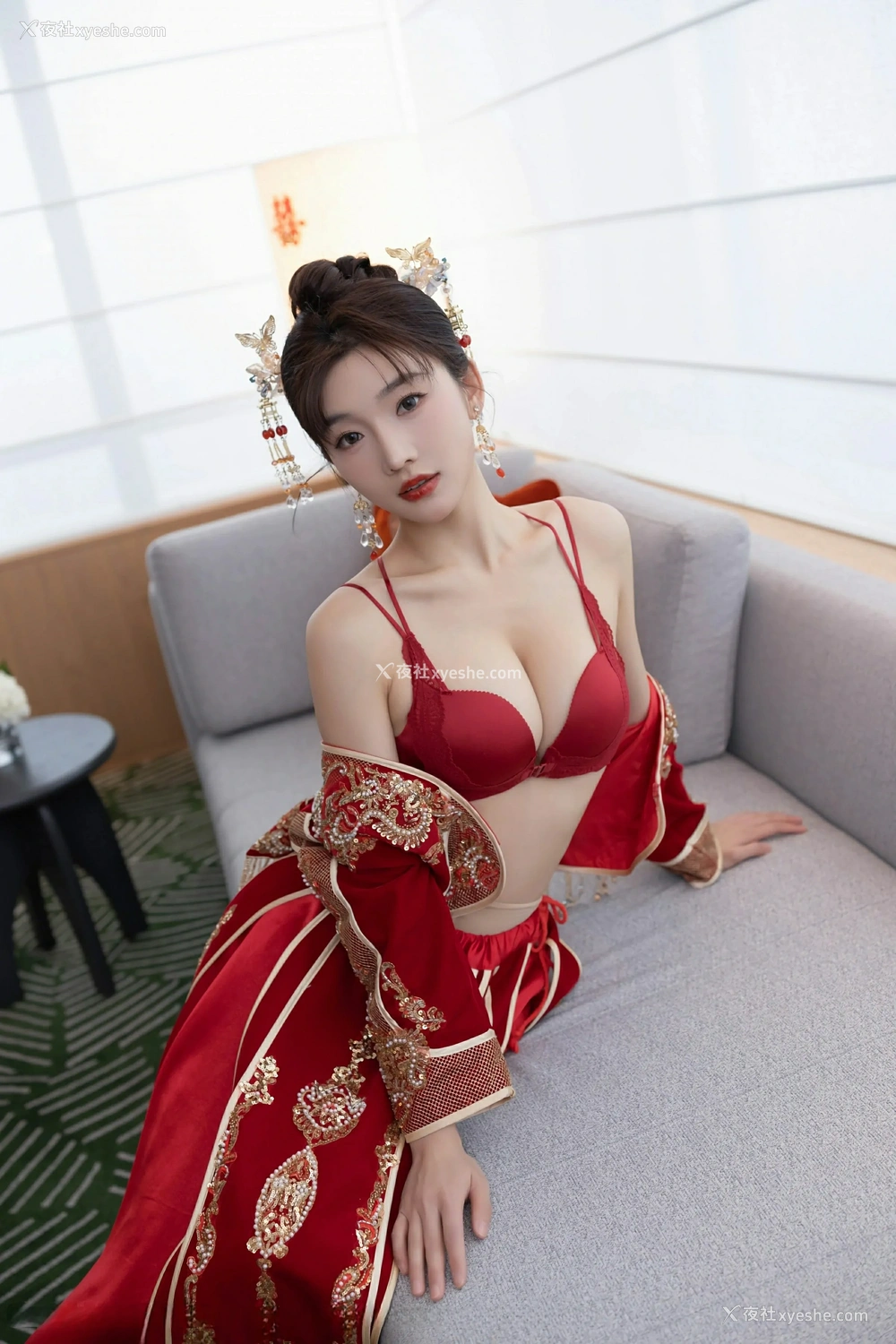 1P - [XiuRen秀人网] No.9770 陆萱萱