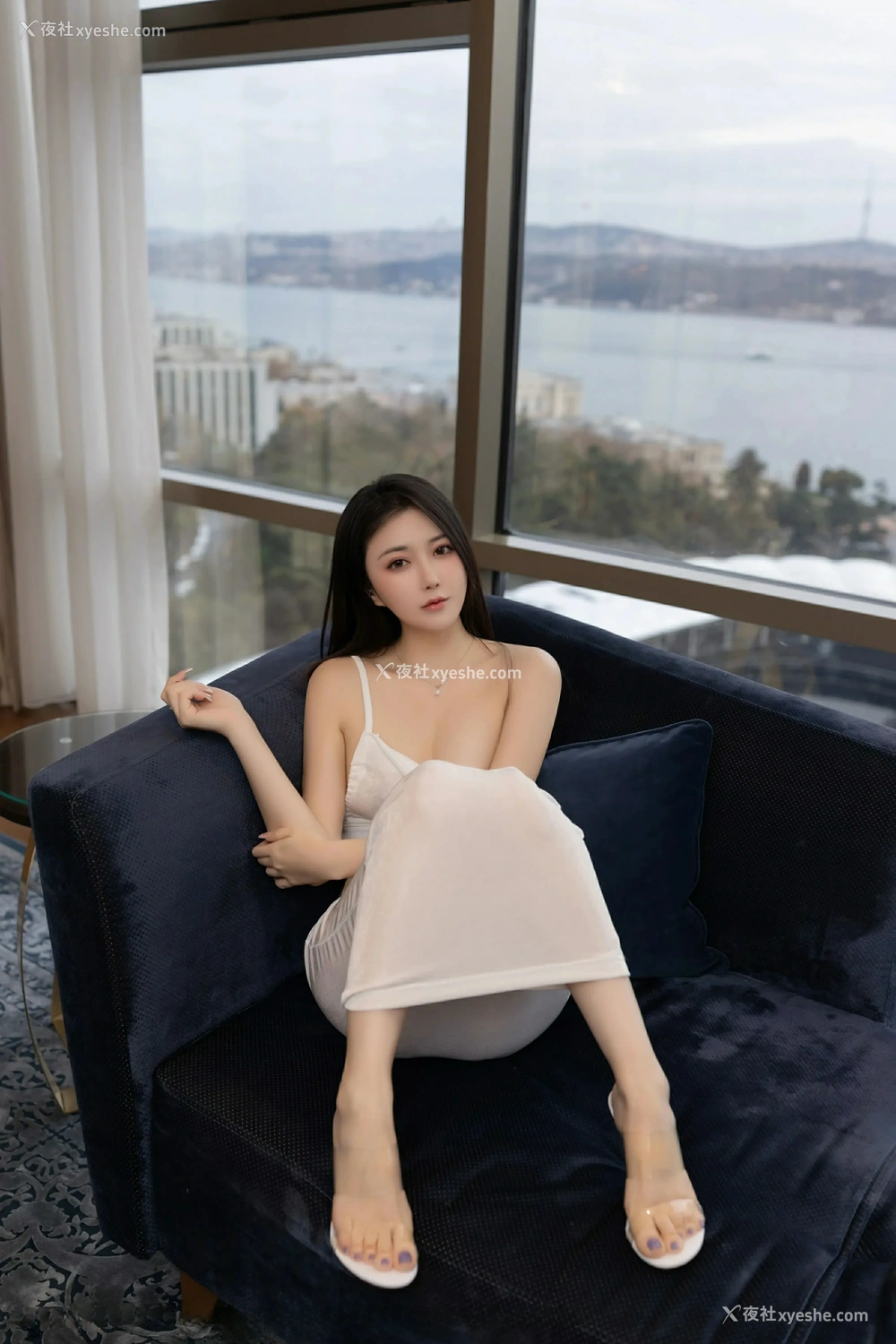 1P - [XiuRen秀人网] No.9780 鱼子酱Fish