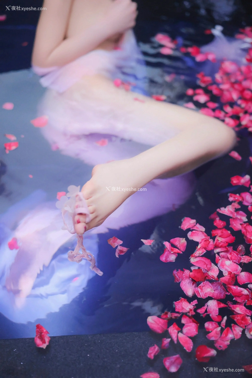 1P - [XiuRen秀人网] No.9778 桃妖夭