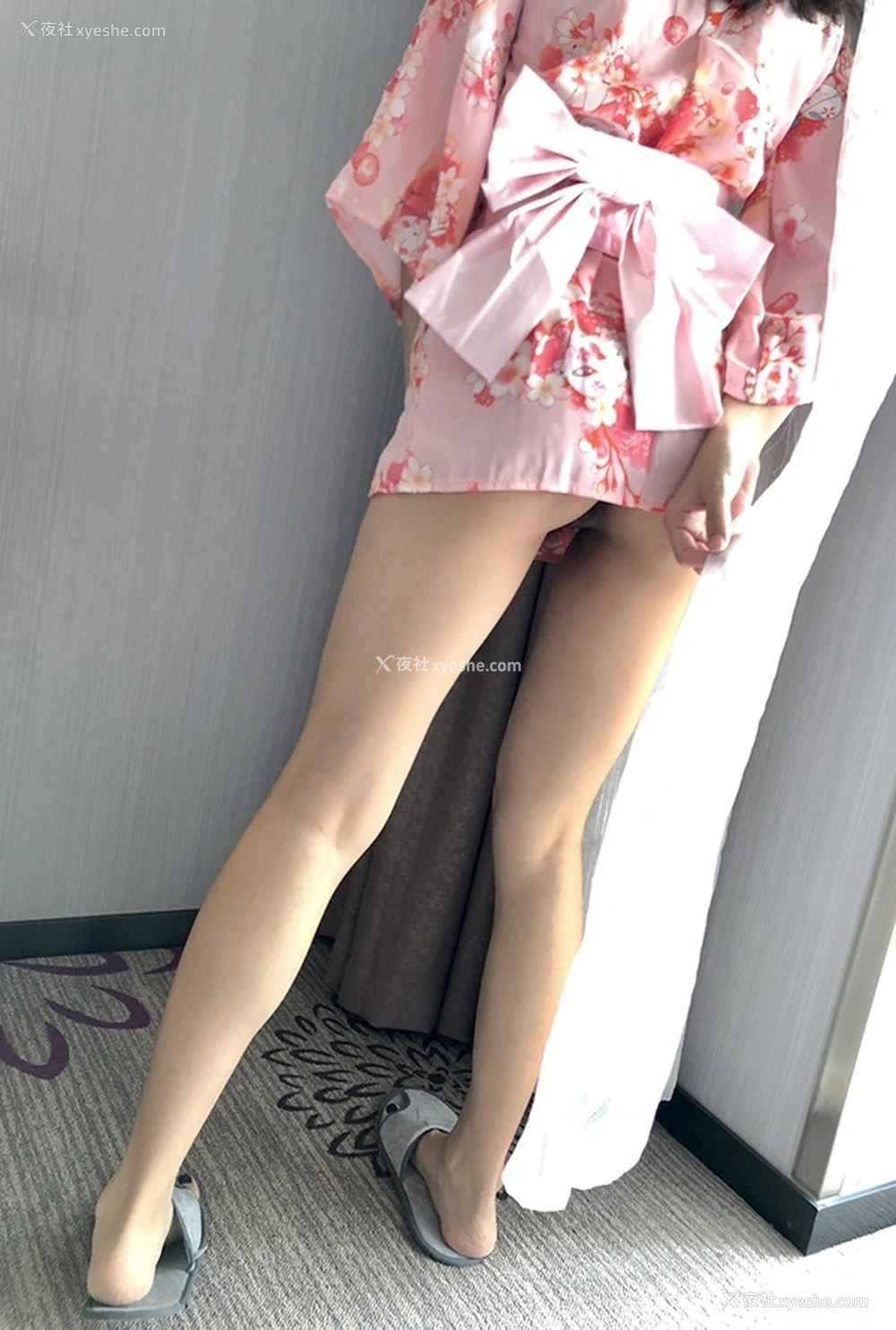 1P - 露出系反差少妇@Bable老师 尺度私拍视图合集