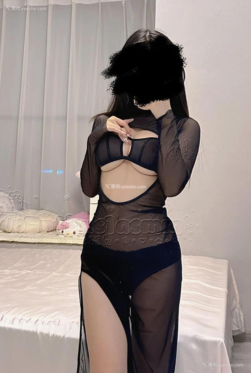 1P - 推特美女@Enthus1asmm 私拍尺度人体图集