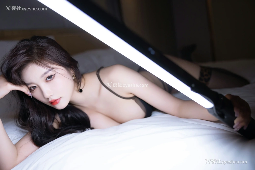 1P - xiuren秀人网福利杨晨晨Yome大尺度私拍写真豹纹内衣