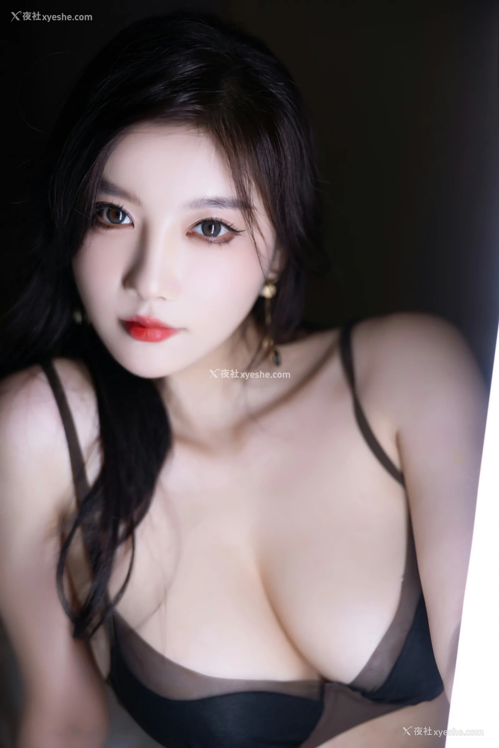 1P - xiuren秀人网福利杨晨晨Yome大尺度私拍写真豹纹内衣