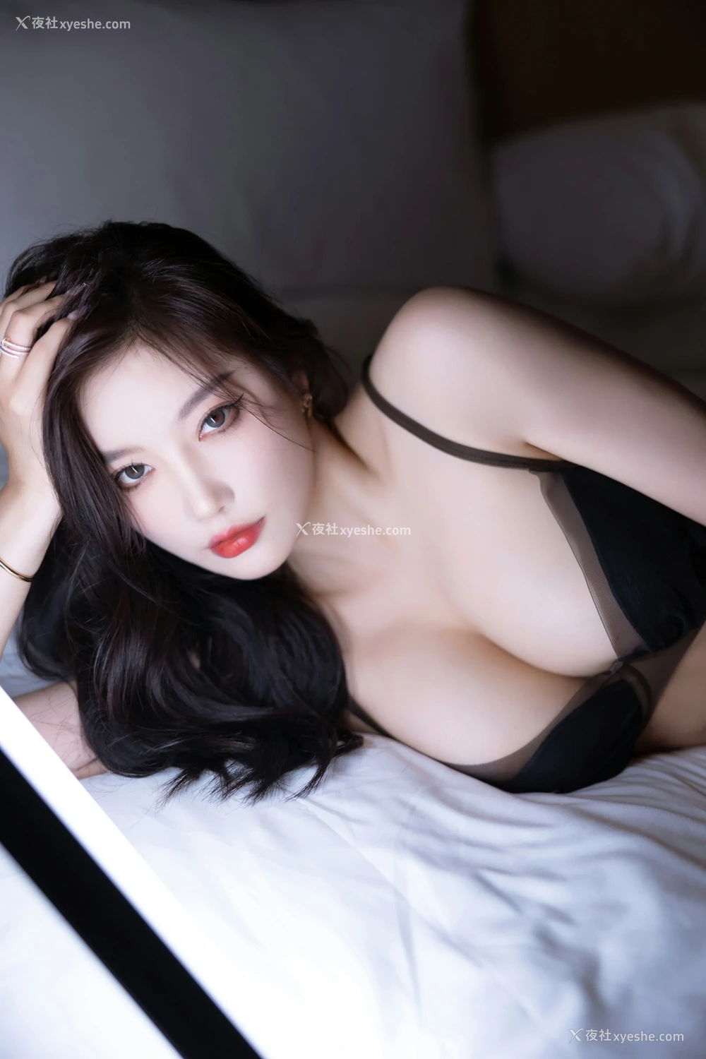 1P - xiuren秀人网福利杨晨晨Yome大尺度私拍写真豹纹内衣