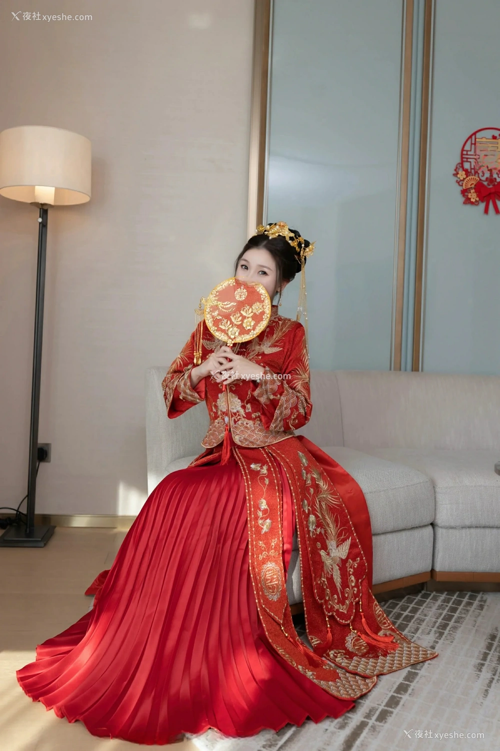 1P - [XiuRen秀人网] No.9811 杏子Yada