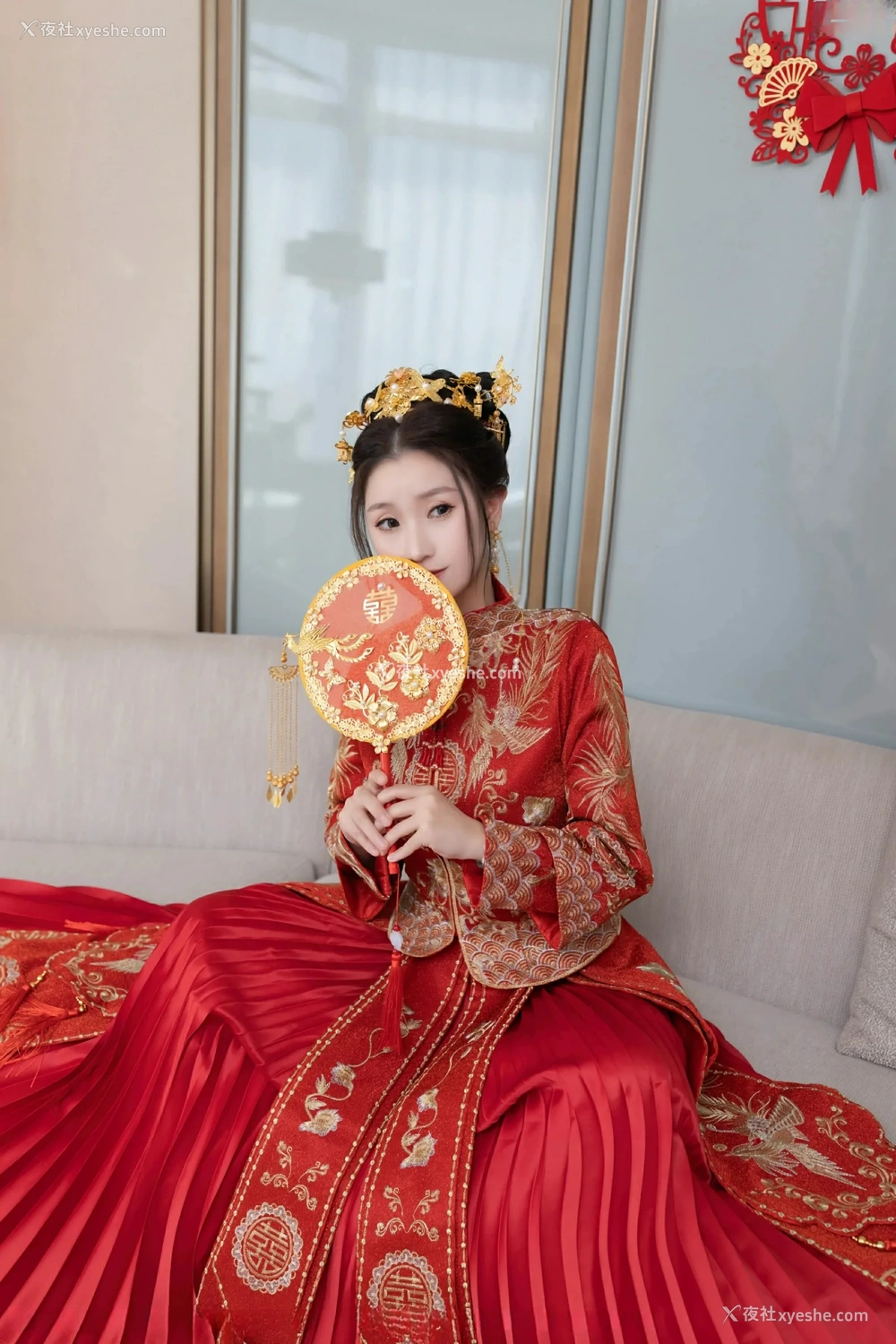 1P - [XiuRen秀人网] No.9811 杏子Yada