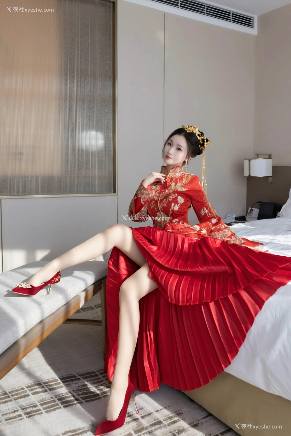 1P - [XiuRen秀人网] No.9811 杏子Yada