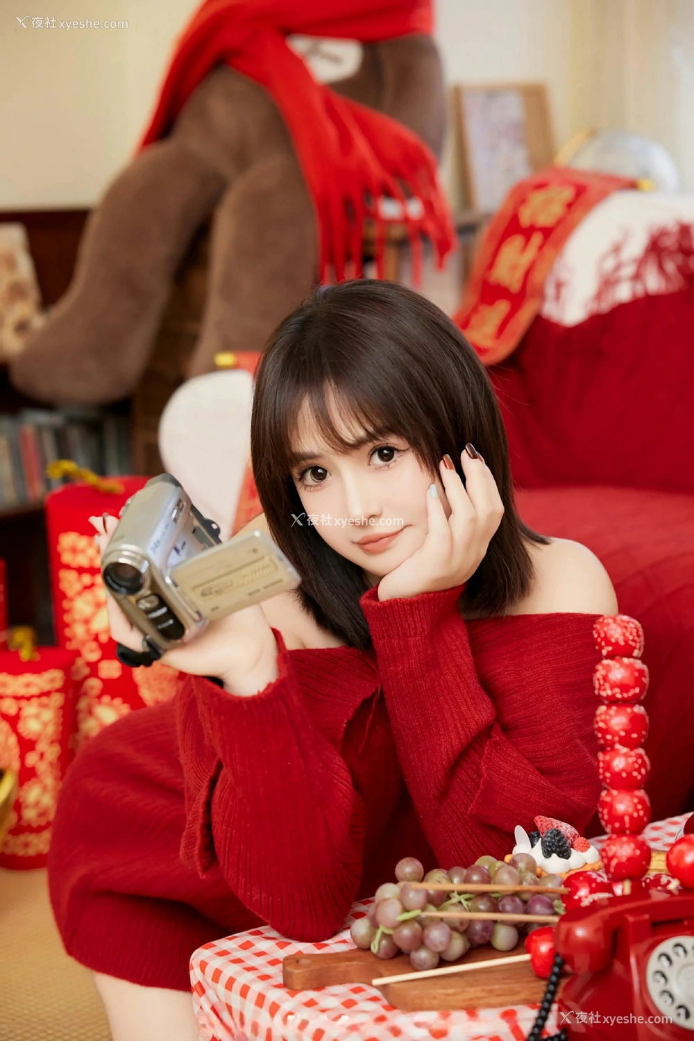 1P - [XiuRen秀人网] No.9818 养乐多Doll