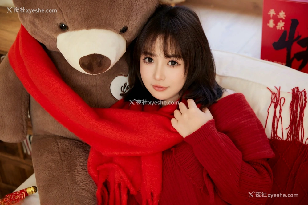 1P - [XiuRen秀人网] No.9818 养乐多Doll
