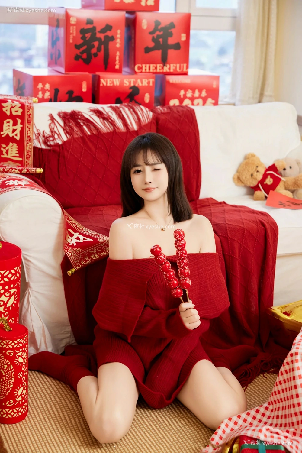 1P - [XiuRen秀人网] No.9818 养乐多Doll