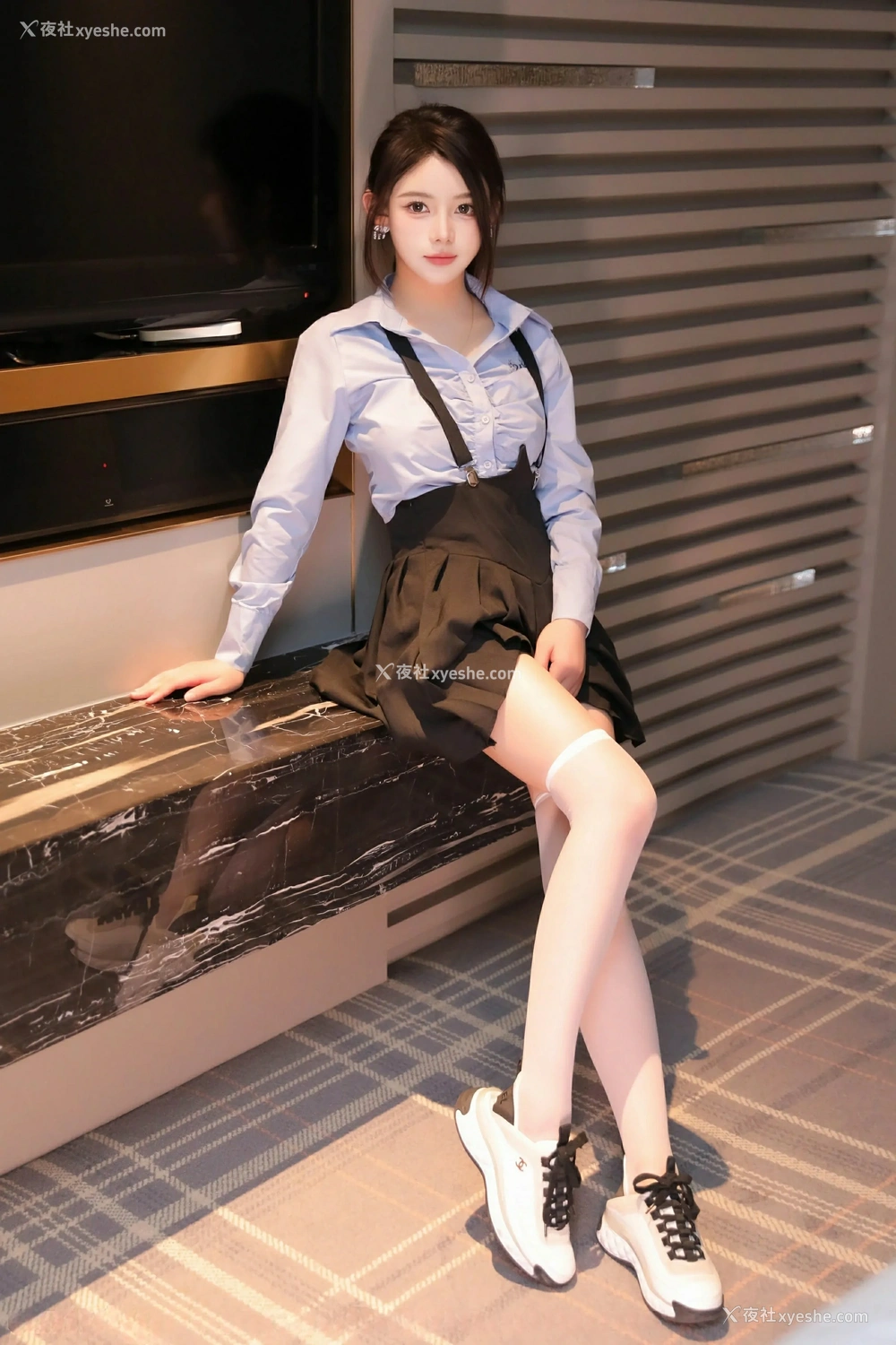 1P - [XiuRen秀人网] No.9819 爱酱里