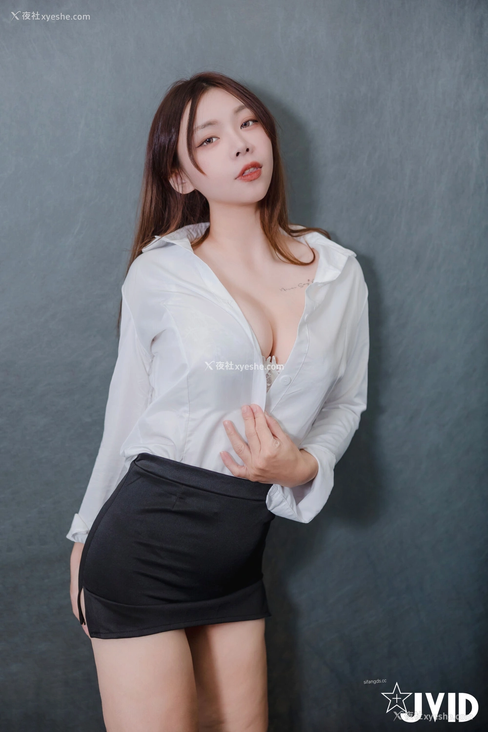 1P - 婕咪&啤儿《秘书姐妹花》