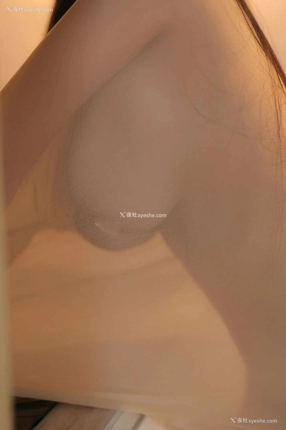 1P - [XiuRen秀人网] No.9825 余安安