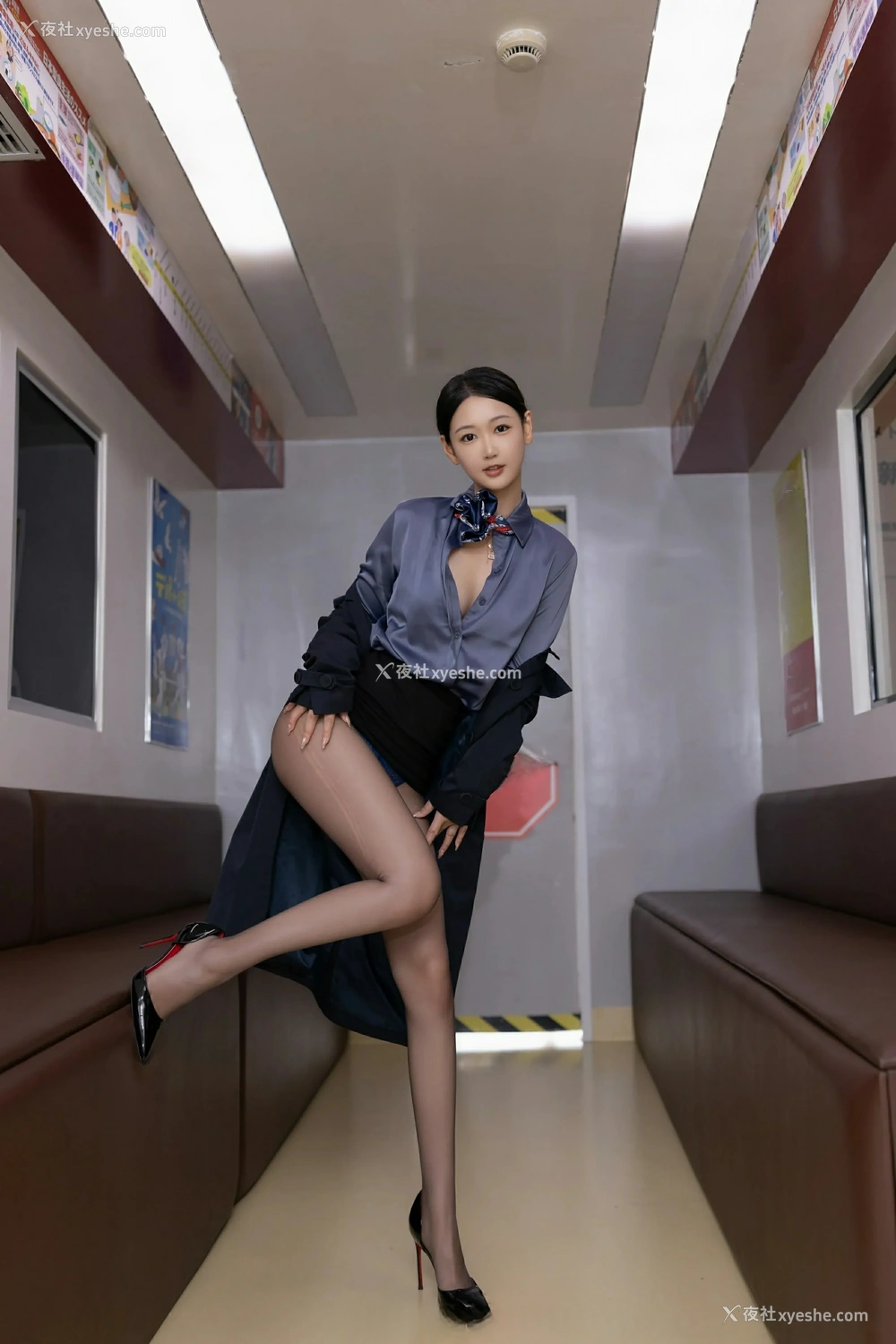 1P - [XiuRen秀人网] No.9824 唐安琪