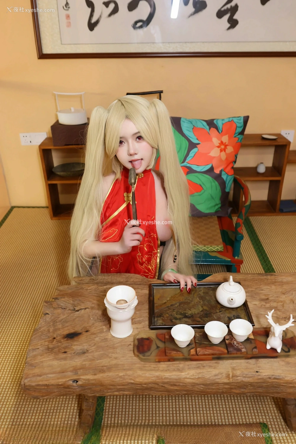 1P - [XiuRen秀人网] No.9834 小薯条nienie