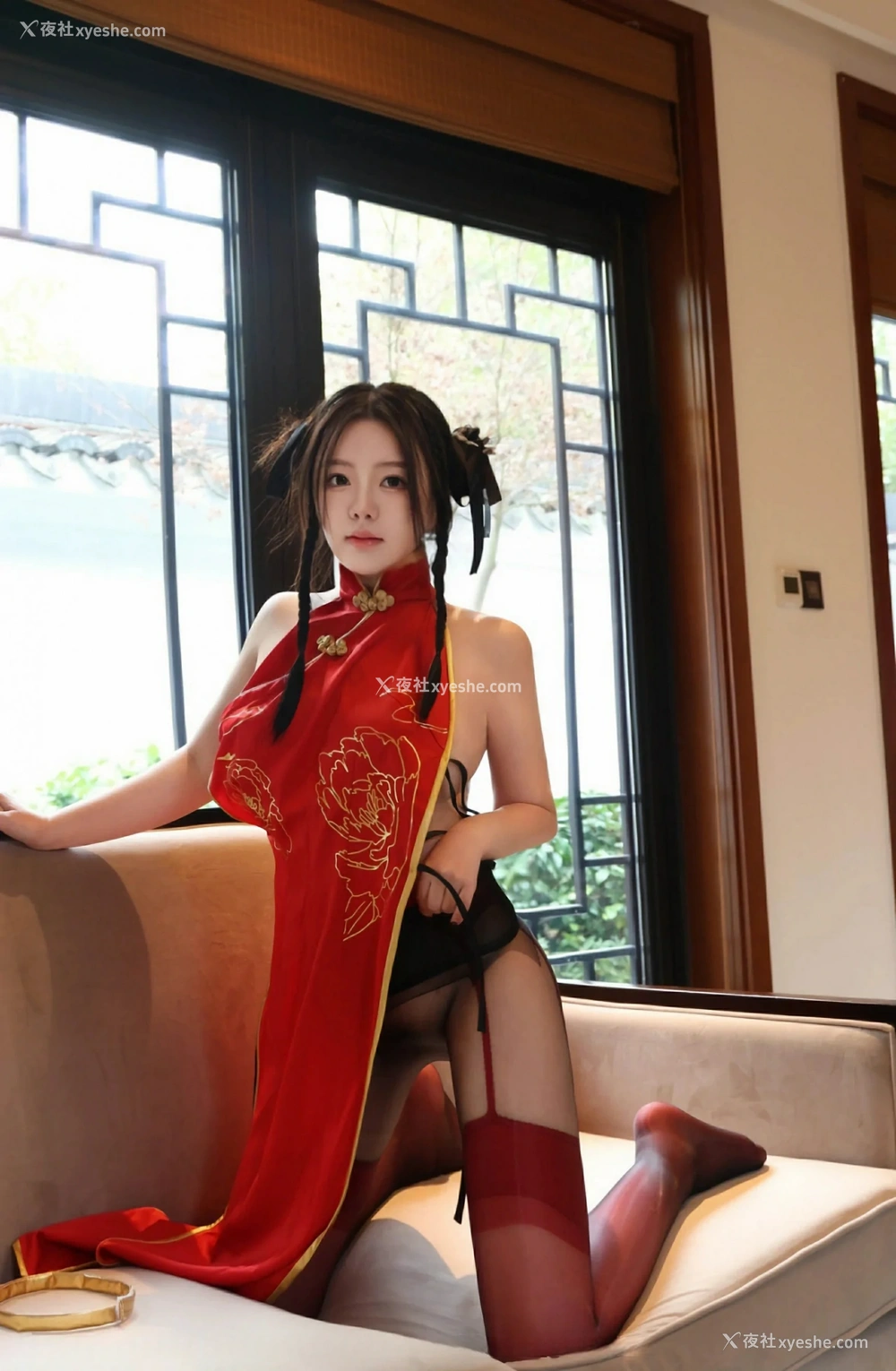 1P - [XiuRen秀人网] No.9834 小薯条nienie