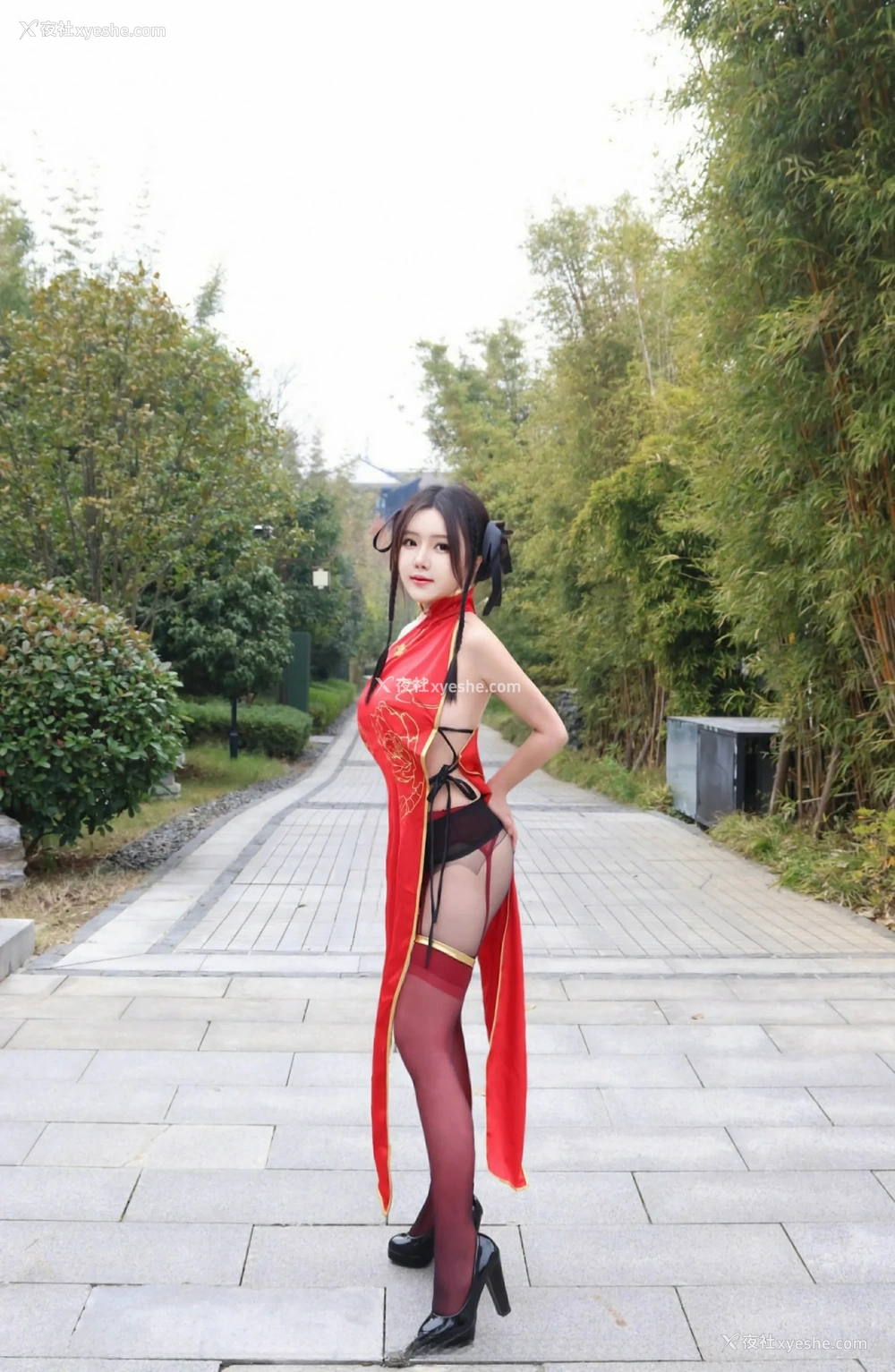 1P - [XiuRen秀人网] No.9834 小薯条nienie