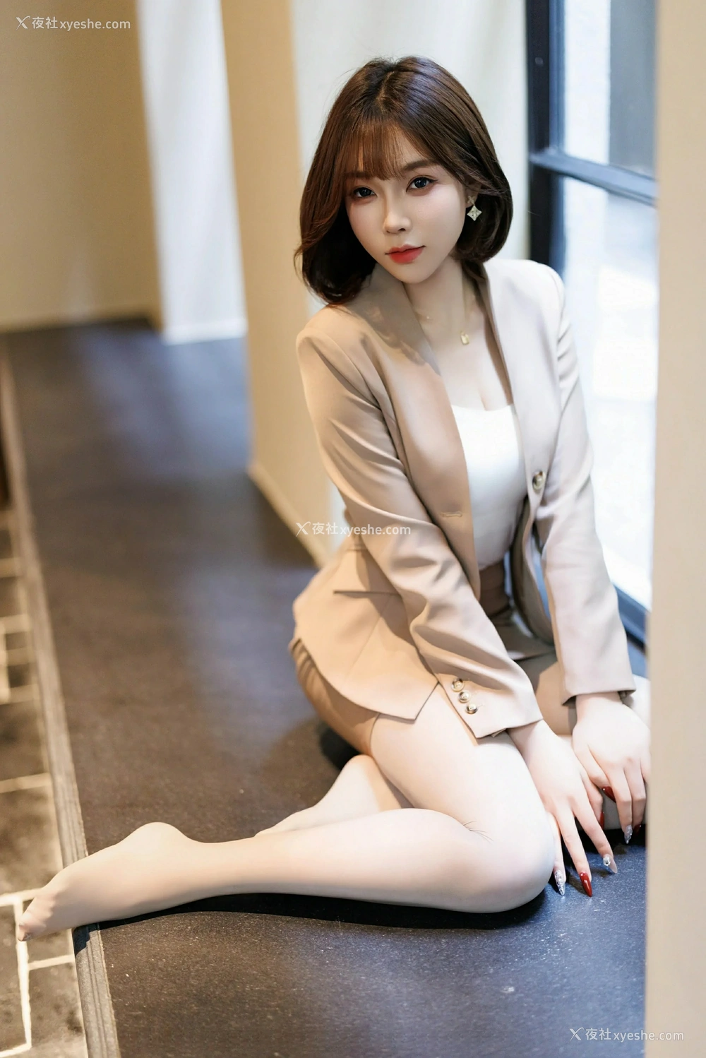 1P - [XiuRen秀人网] No.9844 徐莉芝Booty