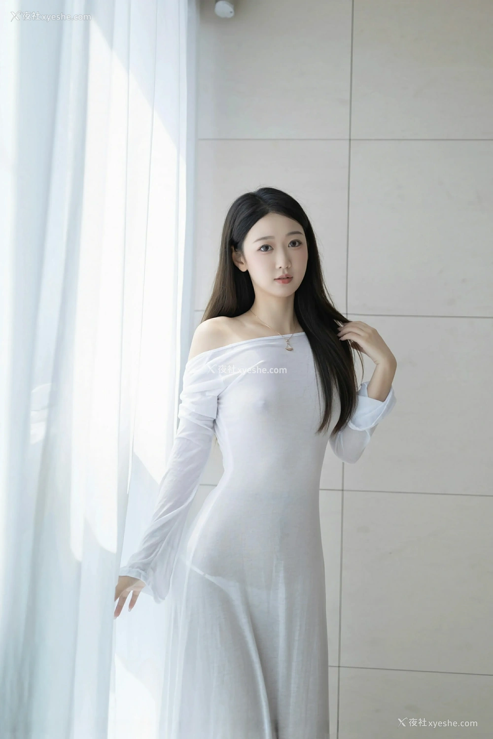 1P - [XiuRen秀人网] No.9840 唐安琪