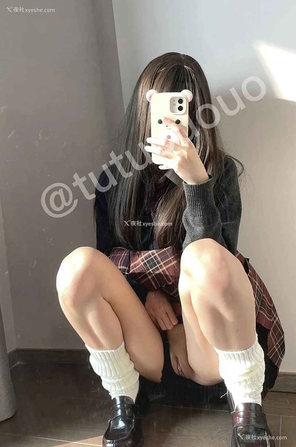 1P - 粉嫩白虎福利姬@兔兔 尺度会员视图合集2