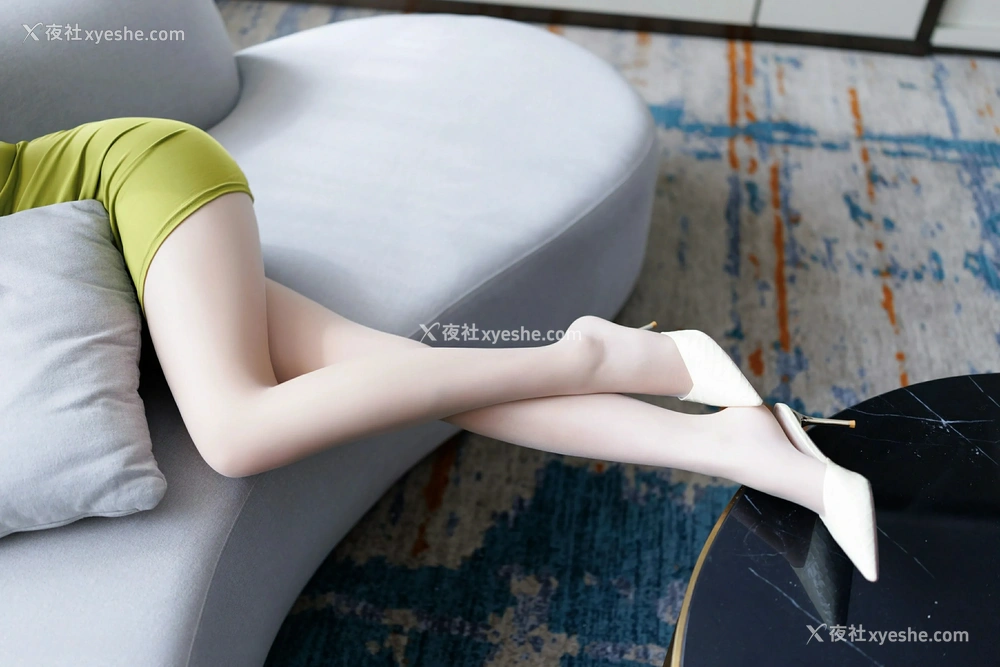 1P - [XiuRen秀人网] No.9849 南乔