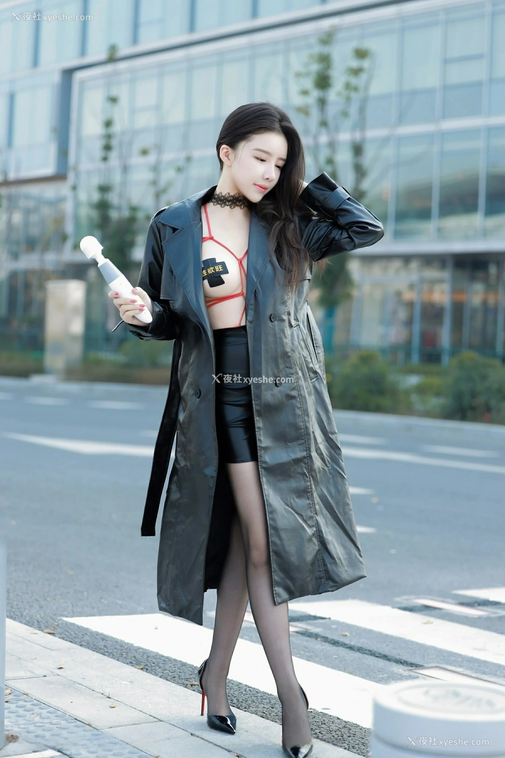 1P - [XiuRen秀人网] No.9855 唐翩翩