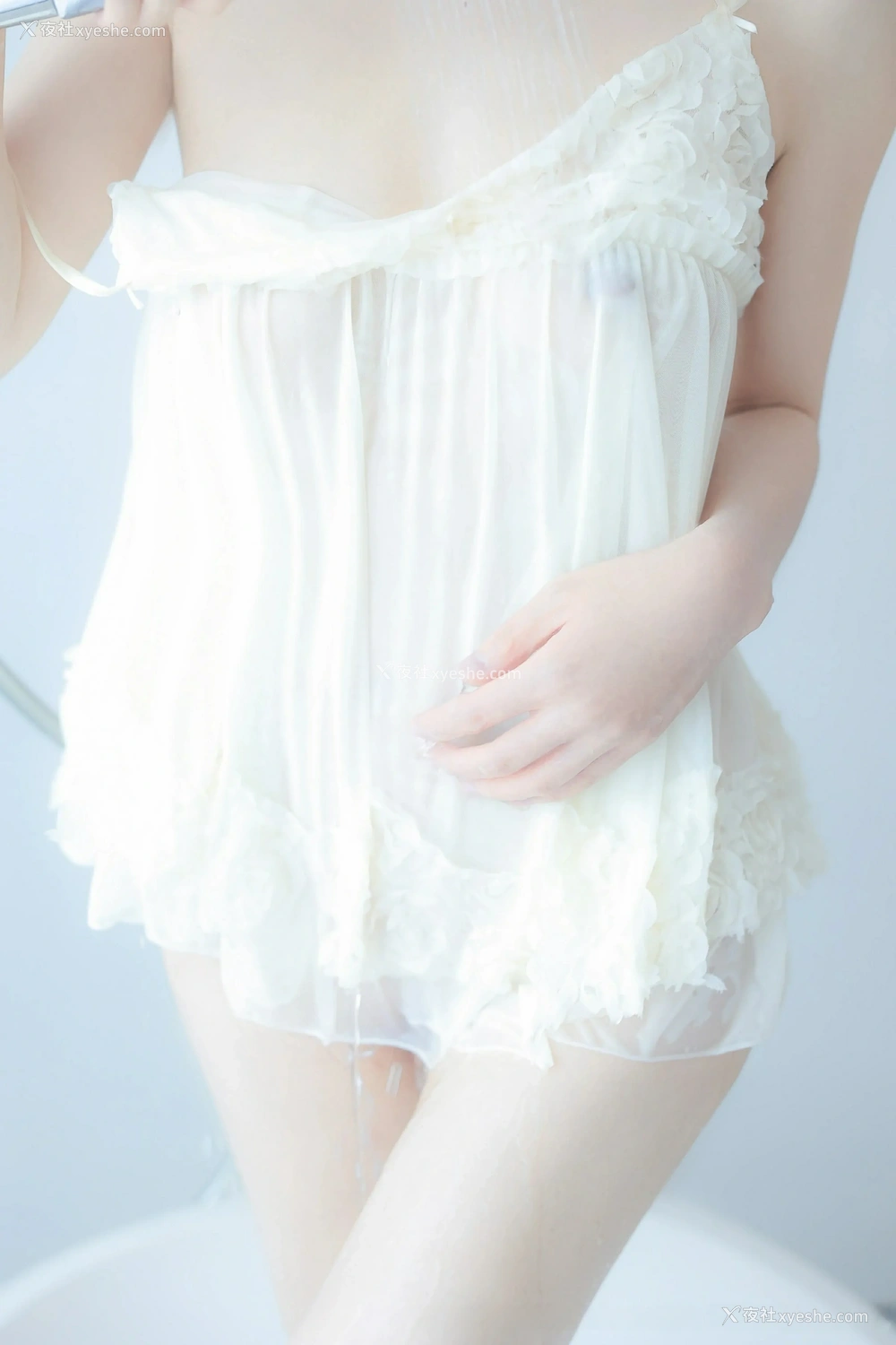 1P - [XiuRen秀人网] No.9851 桃妖夭