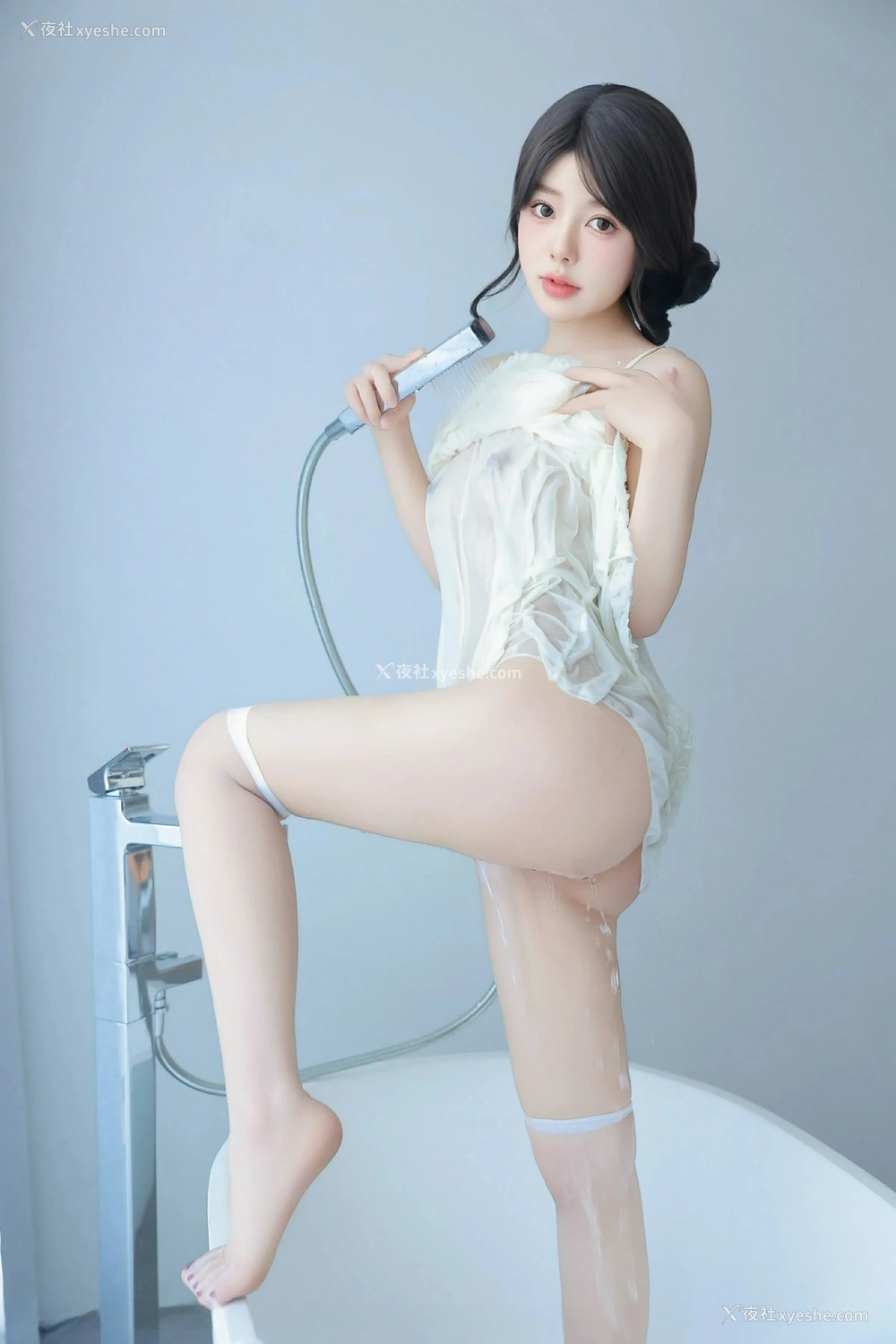 1P - [XiuRen秀人网] No.9851 桃妖夭
