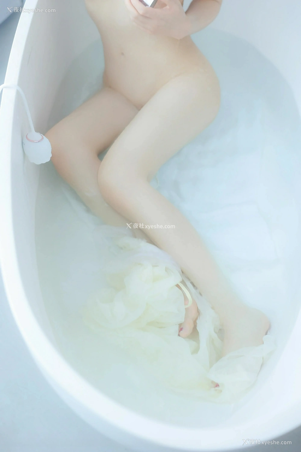 1P - [XiuRen秀人网] No.9851 桃妖夭