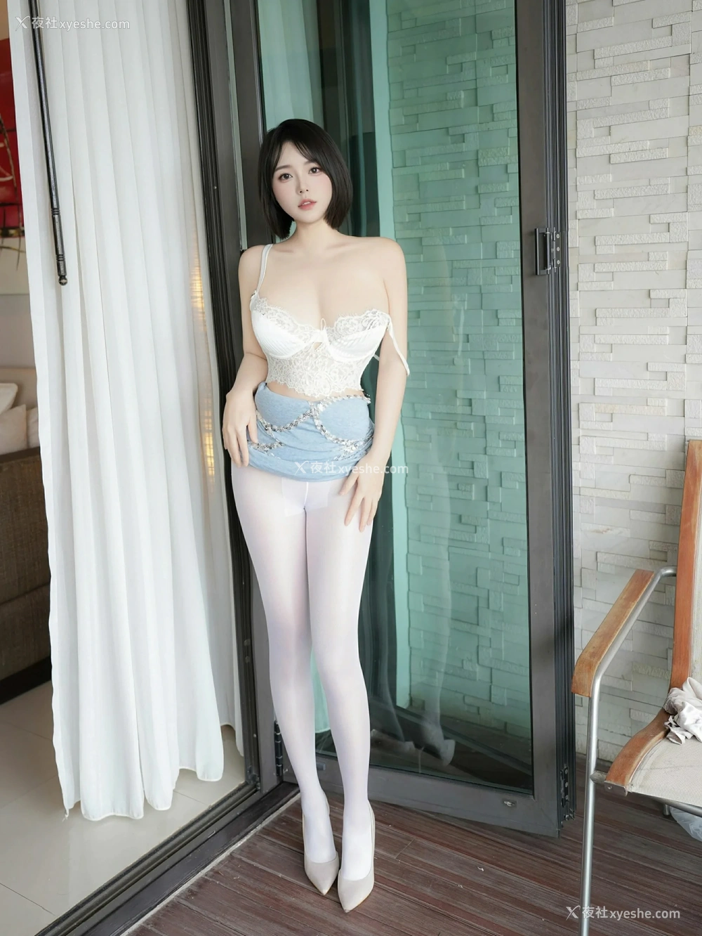 1P - [XiuRen秀人网] No.9872 桃色奶酪
