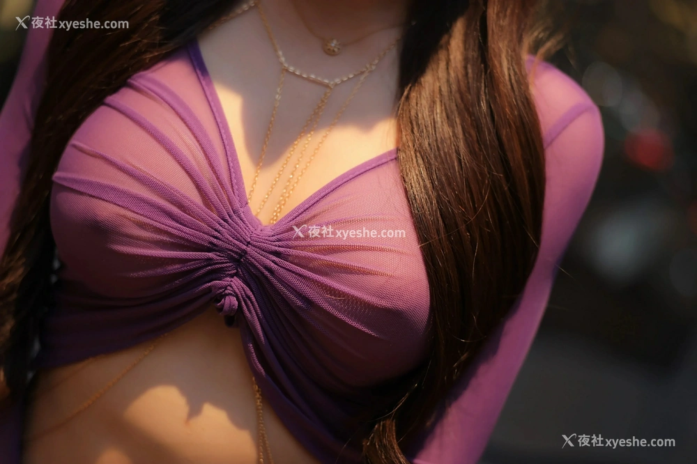 1P - [XiuRen秀人网] No.9876 媃柔rourou