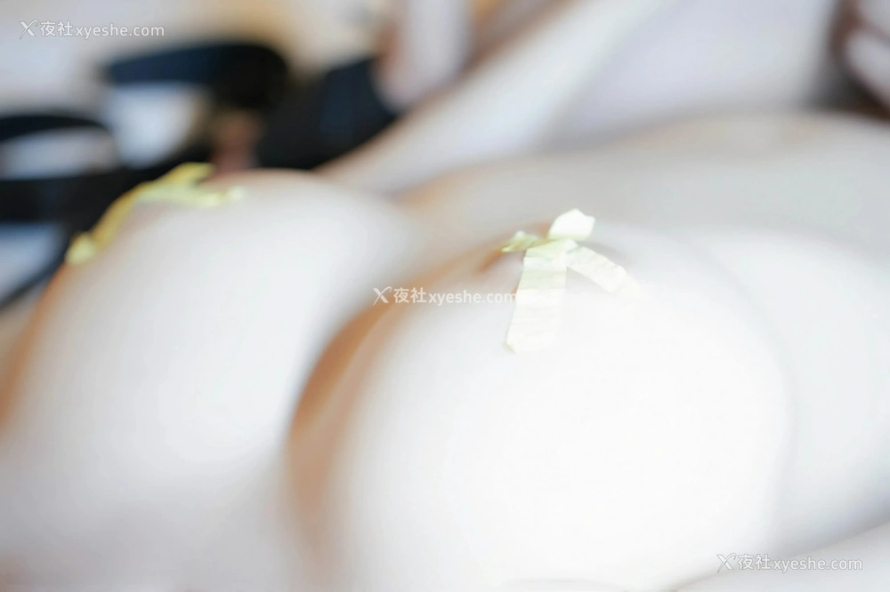 1P - [XiuRen秀人网] No.9882 美少女@ 模特合集