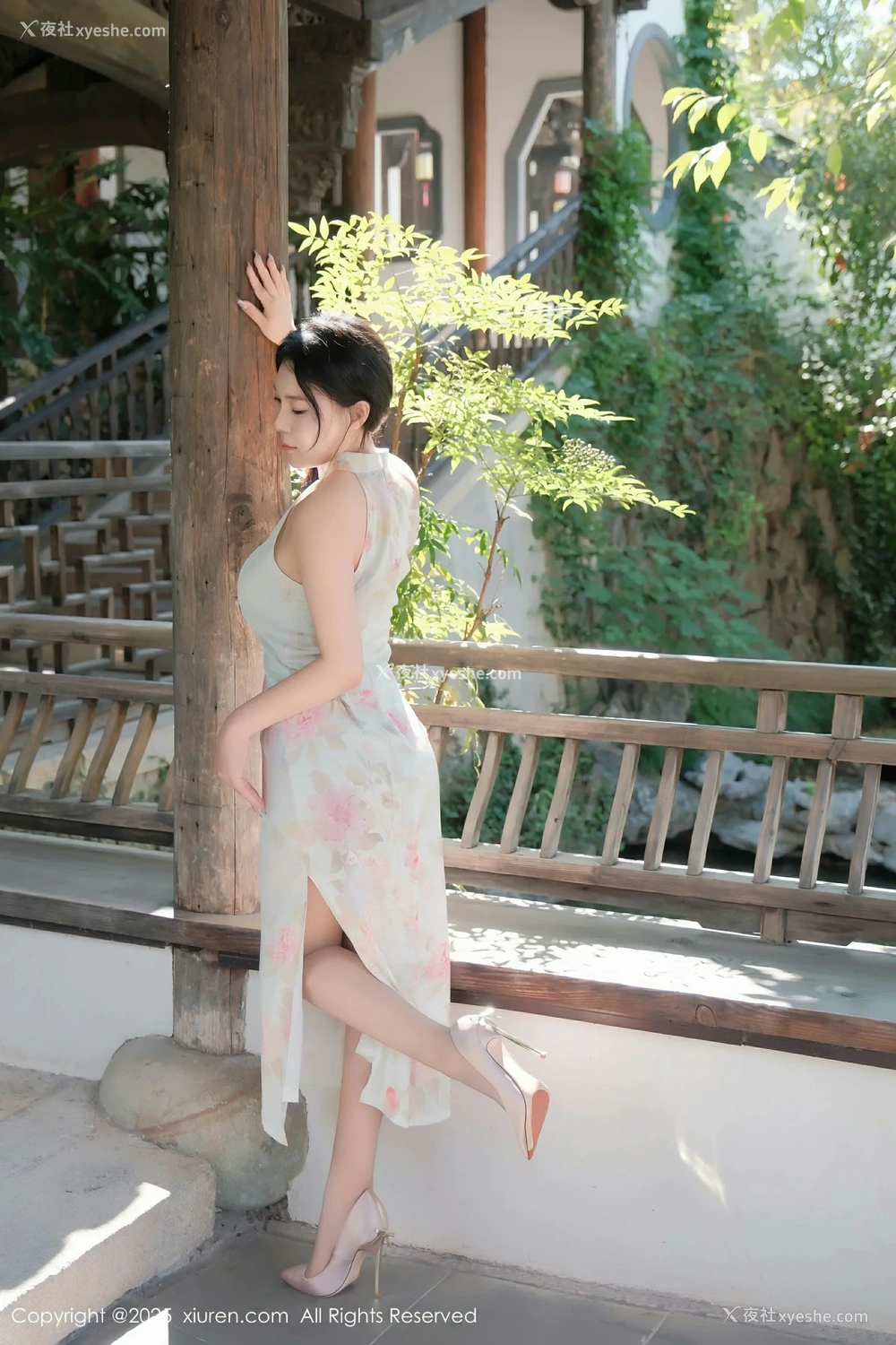 1P - [XiuRen秀人网] No.9893 麦田