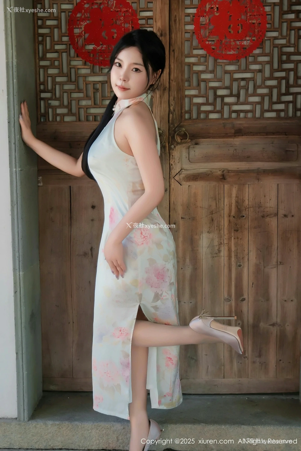 1P - [XiuRen秀人网] No.9893 麦田