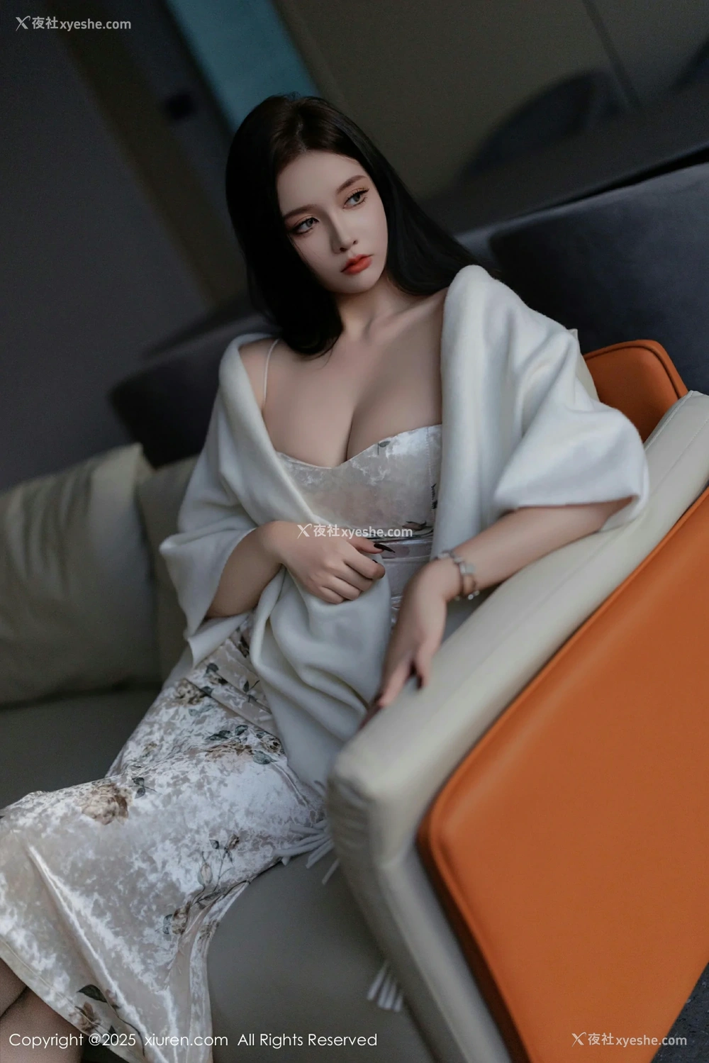 1P - [XiuRen秀人网] No.9899 娜比