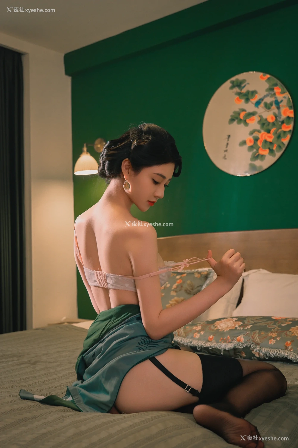 1P - 年年Nnian – 海上花