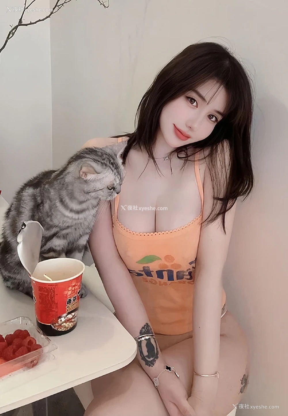 1P - 巨乳肥臀网红@阿色 微密圈诱惑视图合集2