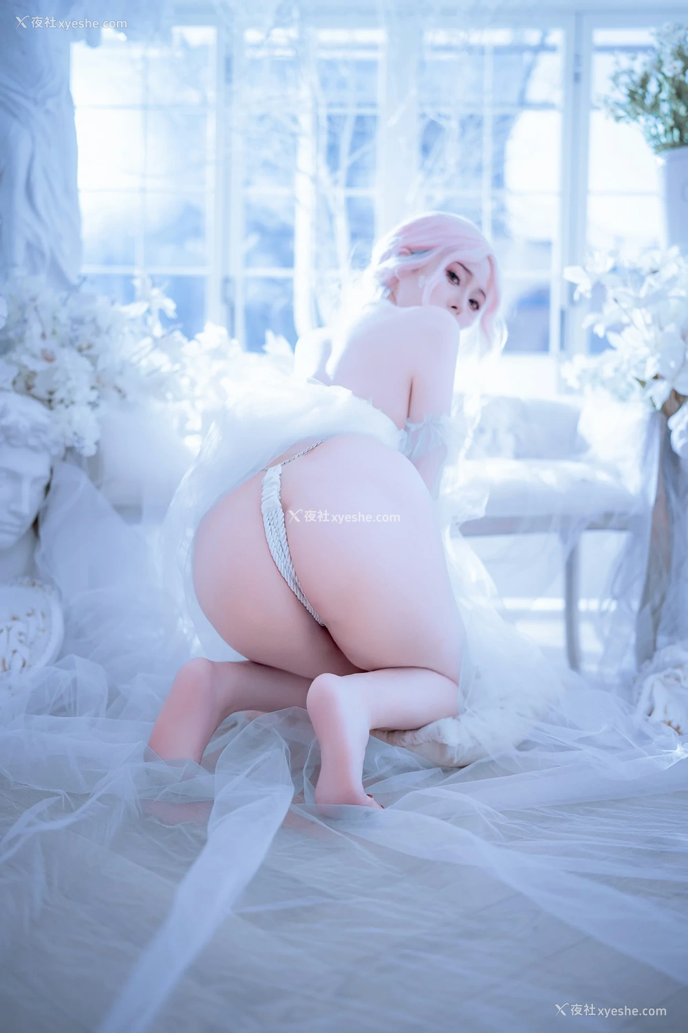 1P - Natsuko夏夏子 – 白天蛾