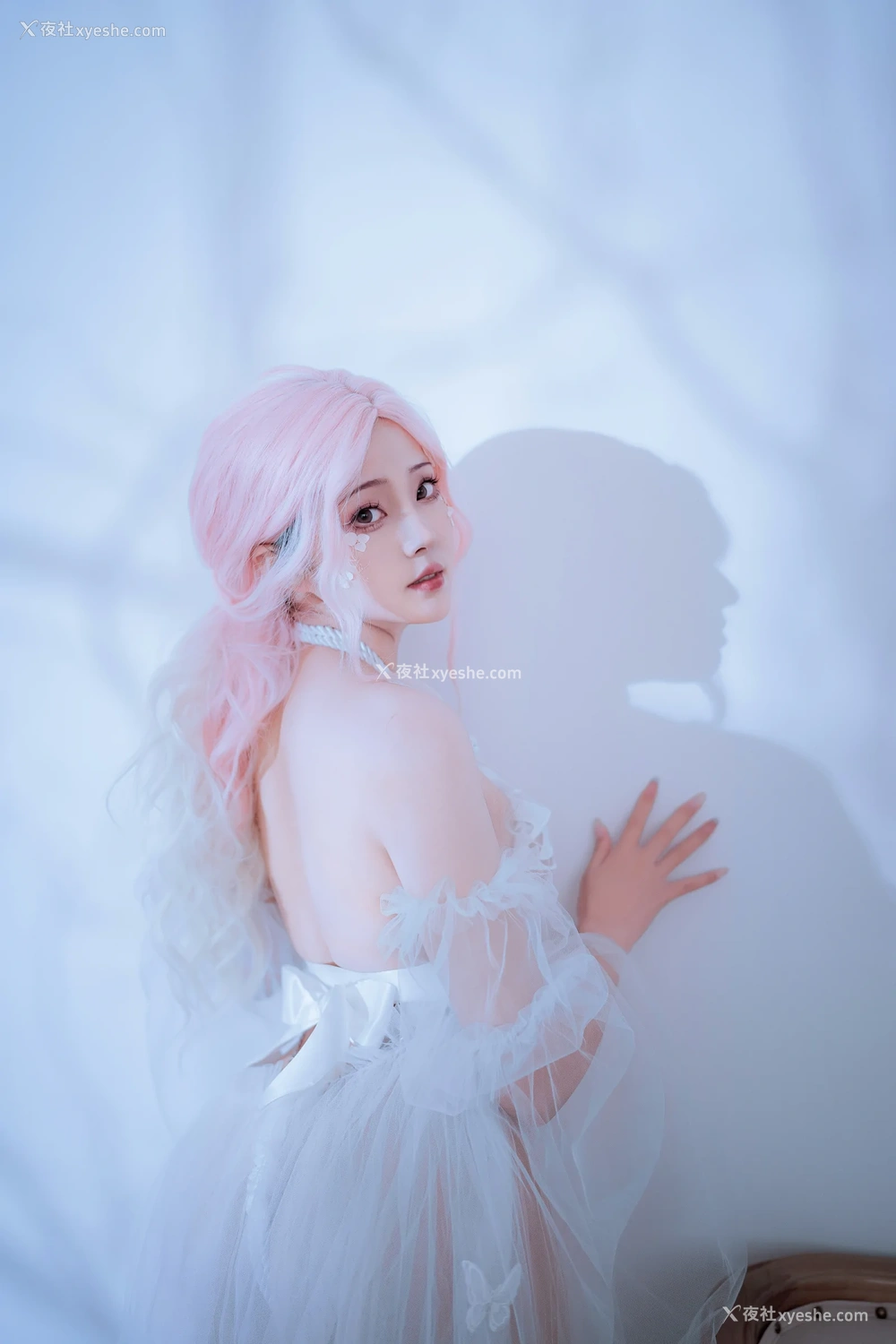 1P - Natsuko夏夏子 – 白天蛾