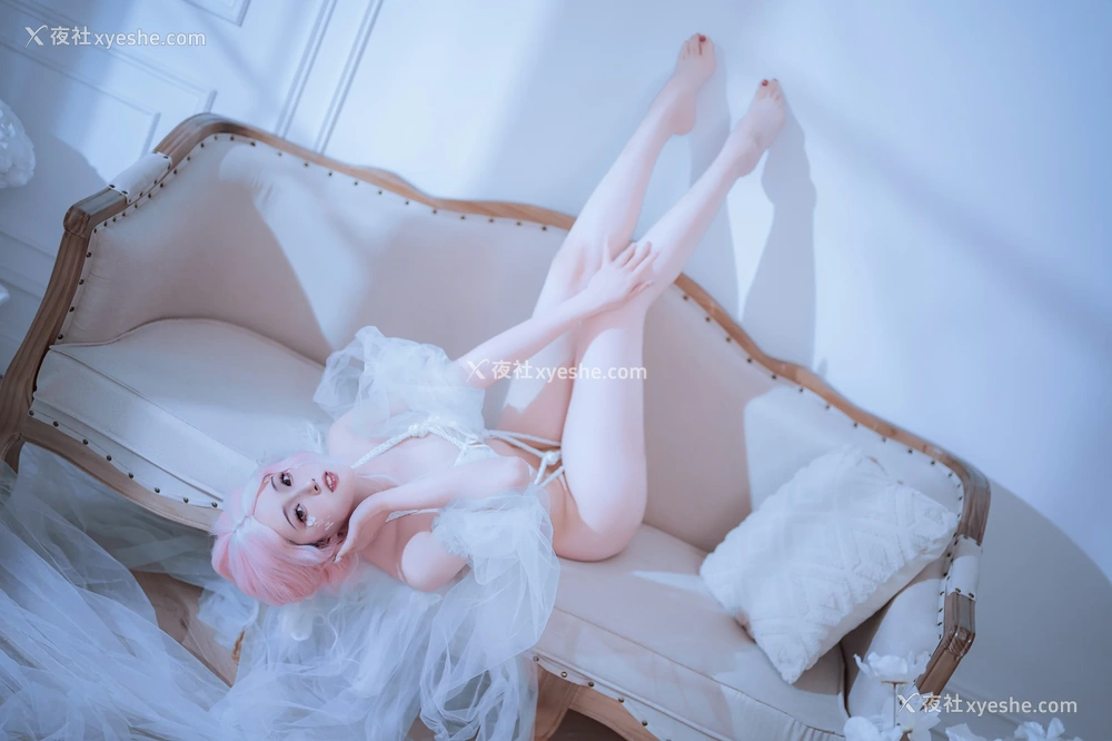 1P - Natsuko夏夏子 – 白天蛾