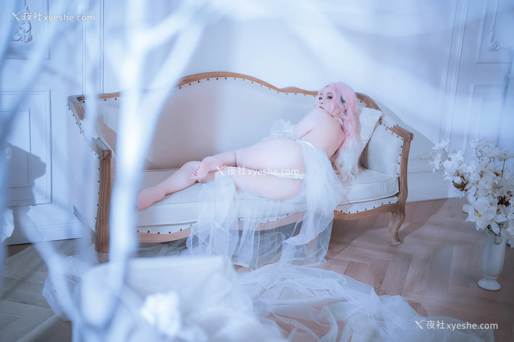 1P - Natsuko夏夏子 – 白天蛾