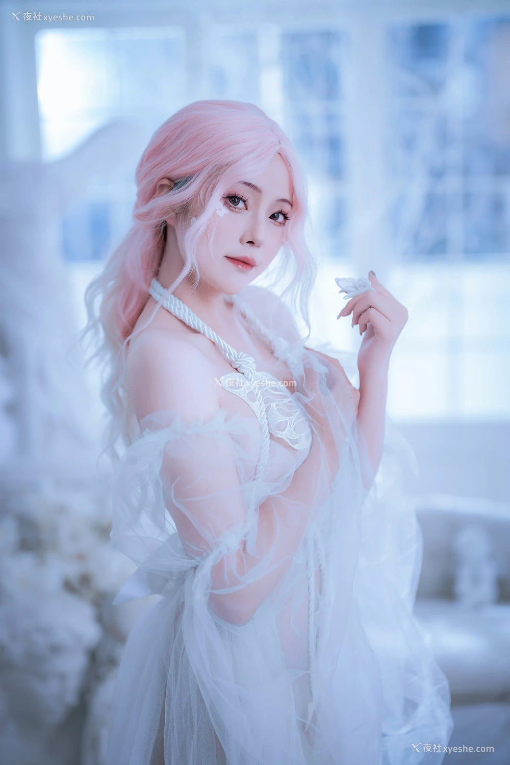 1P - Natsuko夏夏子 – 白天蛾