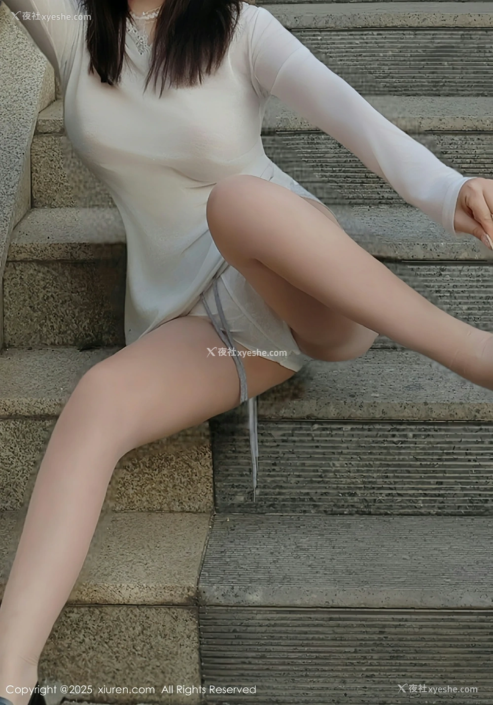 1P - [XiuRen秀人网] No.9923 小薯条nienie