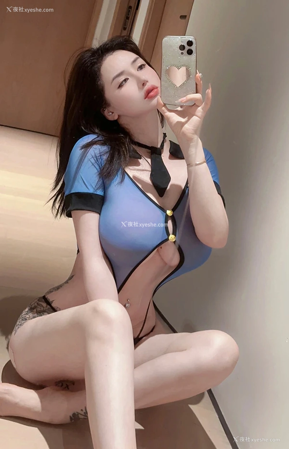 1P - 巨乳肥臀网红@阿色 微密圈诱惑视图合集3