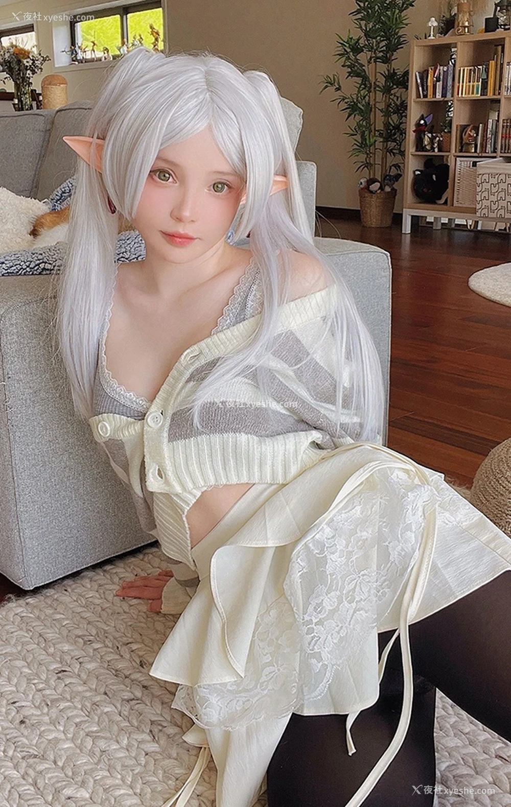 1P - 俄罗斯极品coser@Rocksy Light订阅图集2