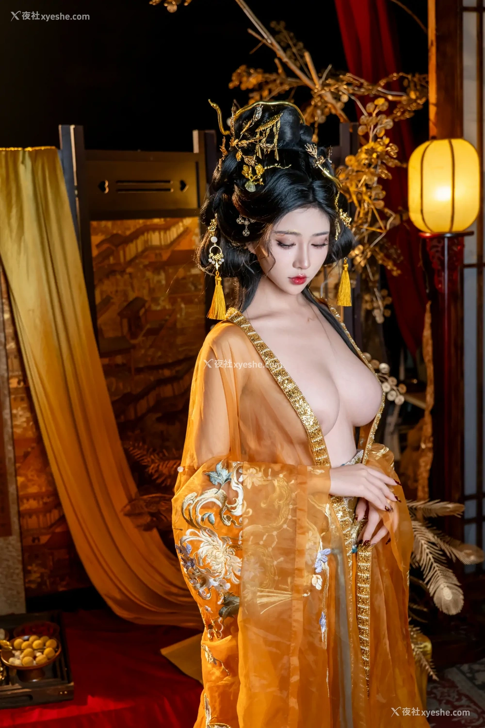 1P - 年年Nnian – 金蛇贺岁