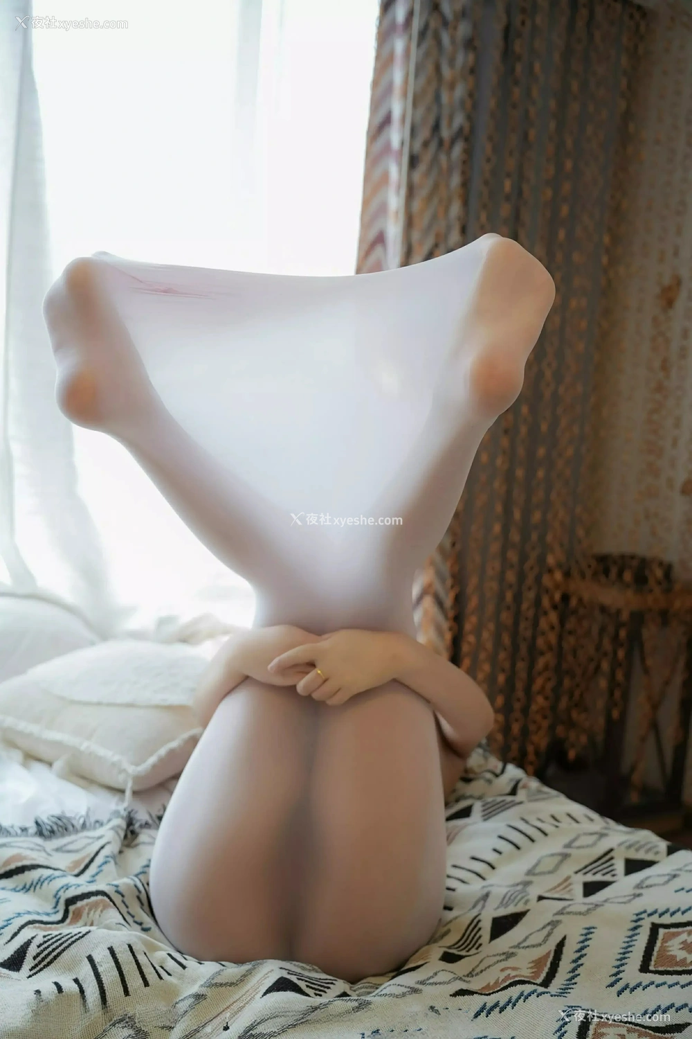 1P - [XiuRen秀人网] No.9935 姚若兮vay