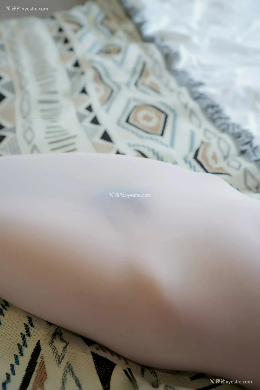 1P - [XiuRen秀人网] No.9935 姚若兮vay
