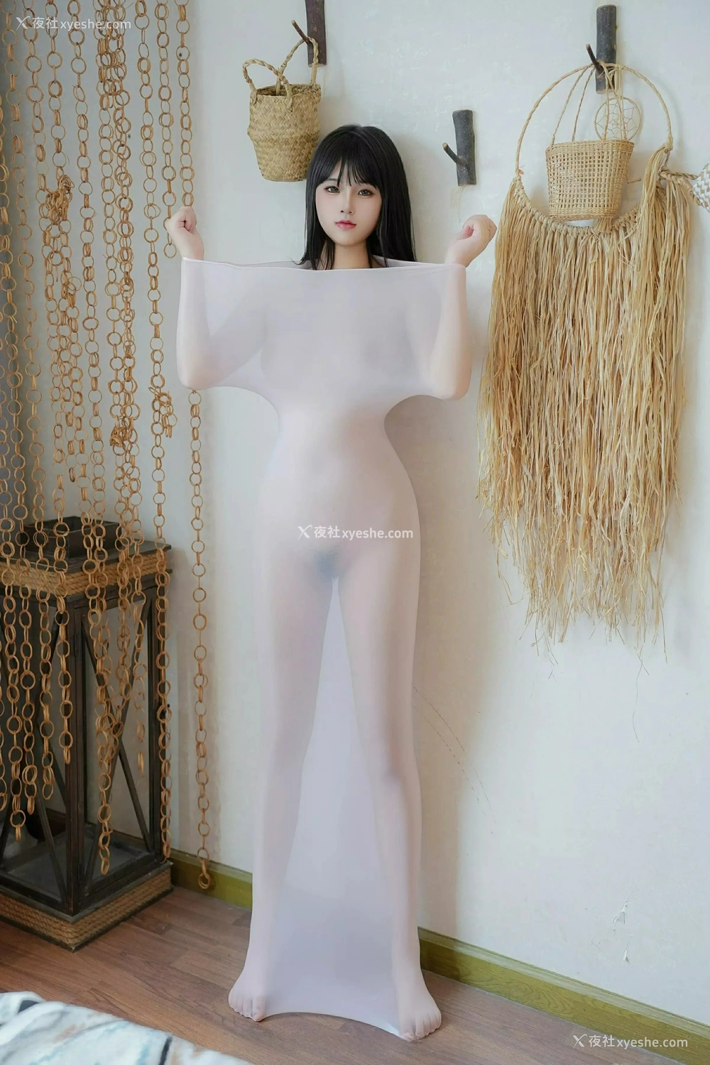 1P - [XiuRen秀人网] No.9935 姚若兮vay