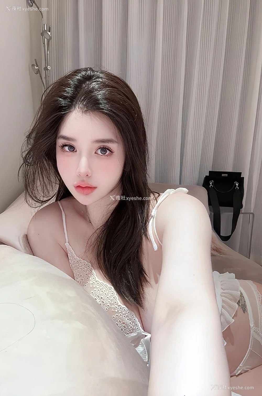 1P - 巨乳肥臀网红@阿色 微密圈诱惑视图合集4